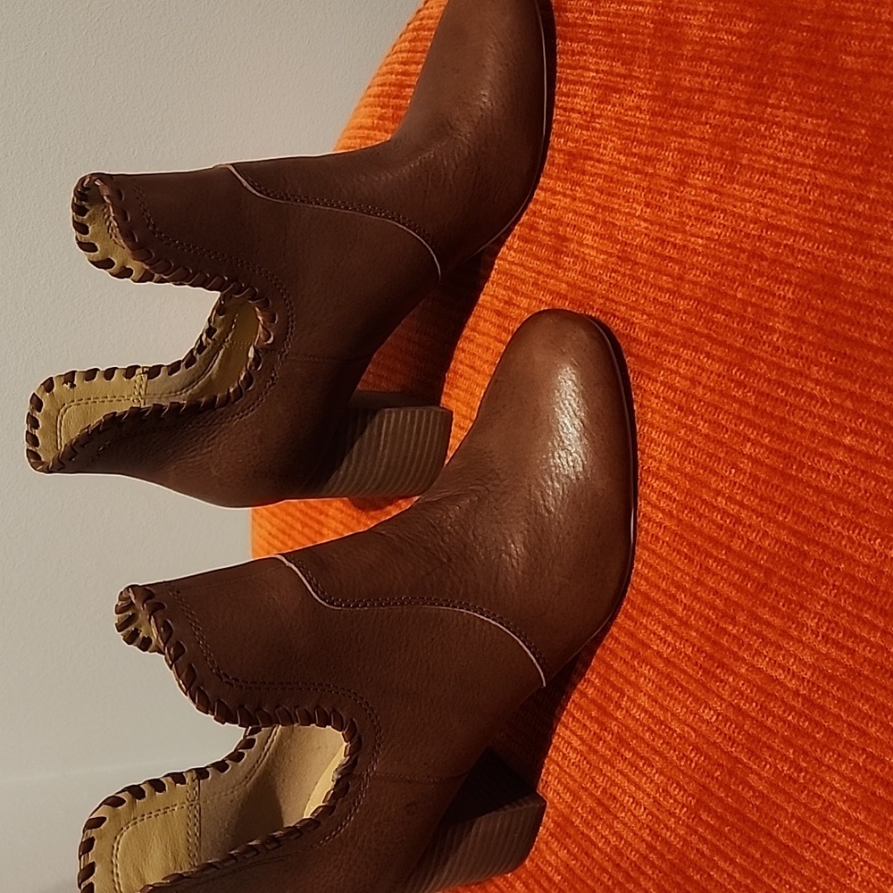 Lucky Brand Dark Brown Ankle Booties. Brand New Never Worn